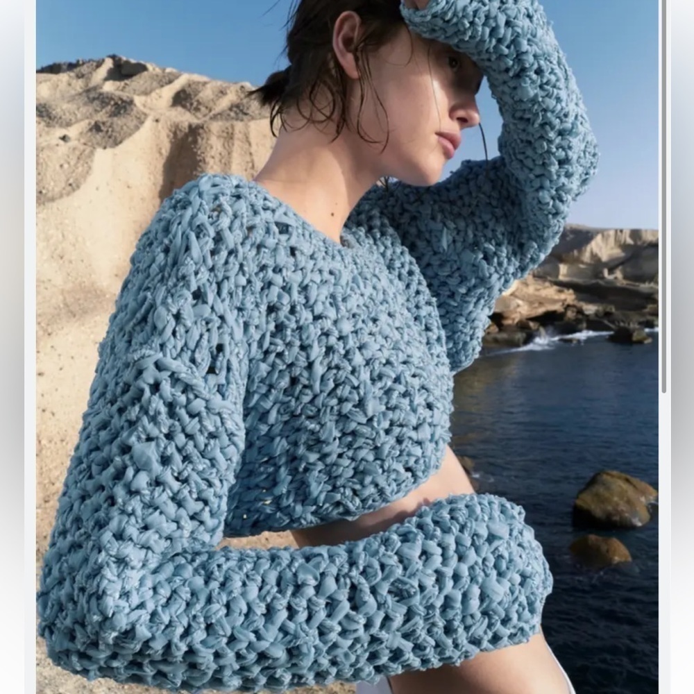 Zara Light Blue Cropped Knit Sweater Top